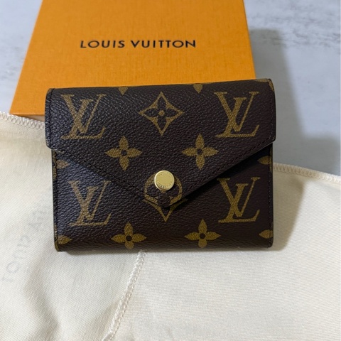2026年購入全新品 LV 三折夾 焦糖色