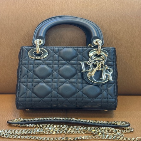 Dior迪奧 Lady dior 黑色三格戴妃 閒置成色
