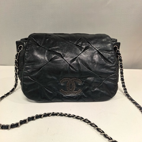 香奈兒/CHANEL 11P 黑色褶皺珠光磨砂牛皮復古鏈條包 雲朵包，97新原始成色14開鐳射