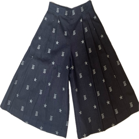 BURBERRY KID GIRL 10Y 全新含吊牌褲裙