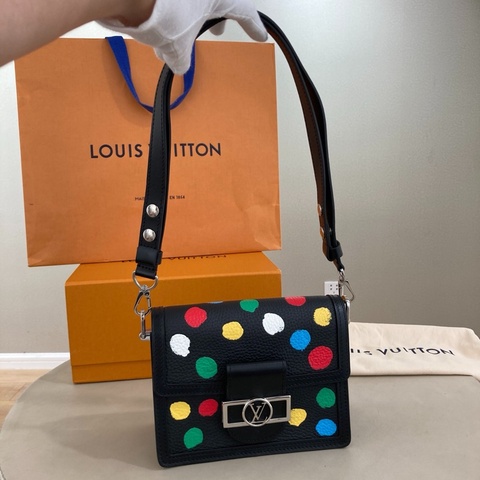 LV 路易威登x Yayoi Kusama草间弥生Dauphine Mini Taurillon达芙妮