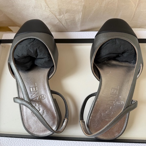 Chanel slingback 香奈兒深灰/黑色雙色後繫帶鞋