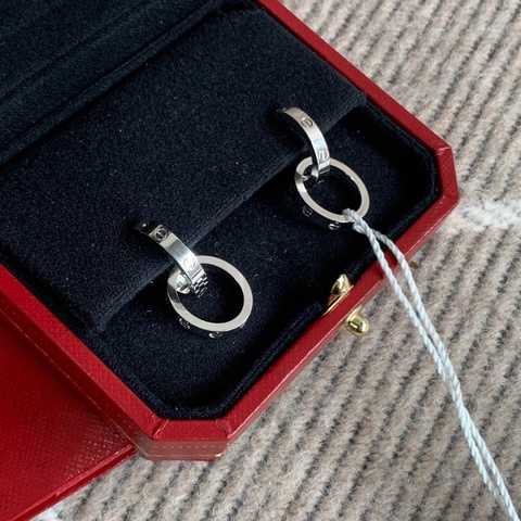 Cartier 卡地亞love系列白金雙環耳釘 2026年購入