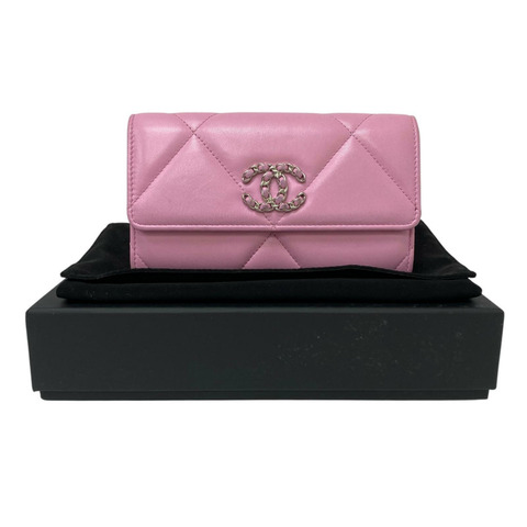 ☆ CHANEL 香奈兒 Pink Lambskin 19 Medium Flap Long Wallet 粉紅色小羊皮長銀包-267017649