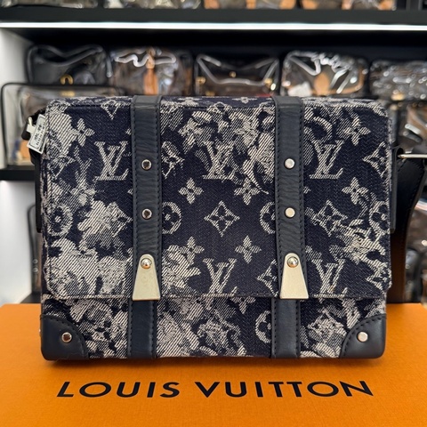 Louis Vuitton 路易威登 LV 牛仔丹寧 男女同款斜挎包