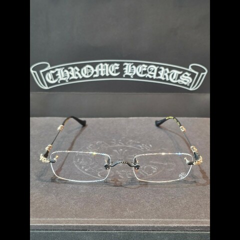 杰瑪眼鏡｜Chrome Hearts PILLS III｜Billie Eilish怪奇比莉同款｜無框黑金眼鏡