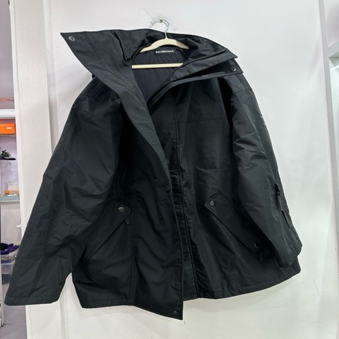 Balenciaga 巴黎世家 21fw 24/7衝鋒衣夾克