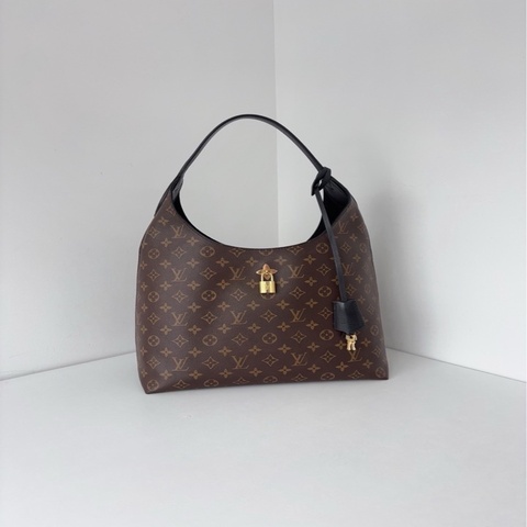 Louis Vuitton 路易威登👑 Flower Hobo黑柄老花單肩包💗 98新💕 尺寸34*30*18