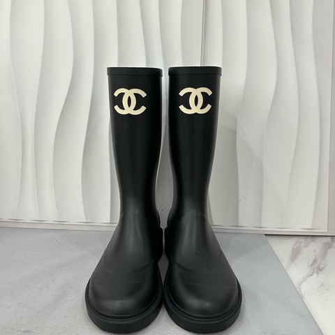 Chanel香奈兒黑色啞光橡膠經典雙C高筒雨靴 38碼