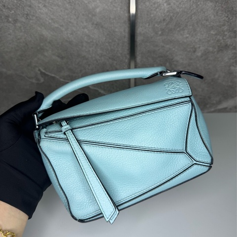 Loewe puzzle mini 寶寶藍