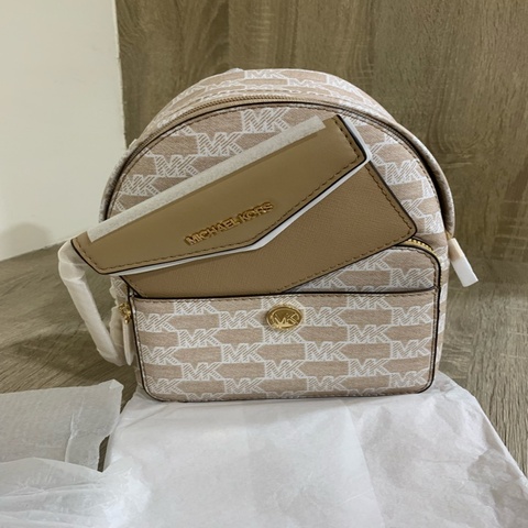 Michael Kors (MK) Maisie Small Logo 2-in-1 迷你雙肩後背包