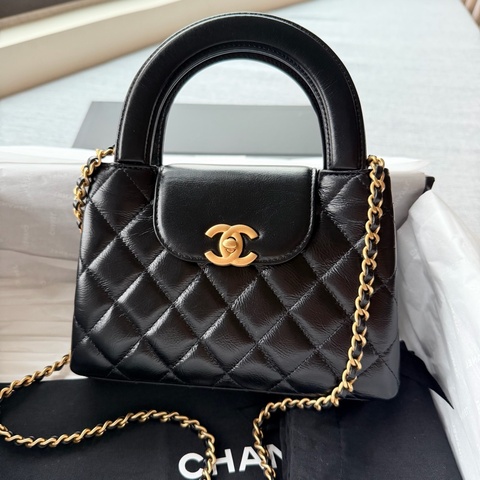 CHANEL kelly nano 黑金牛