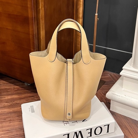 HERMES X刻 淺棕色PICOTIN 18菜籃子包