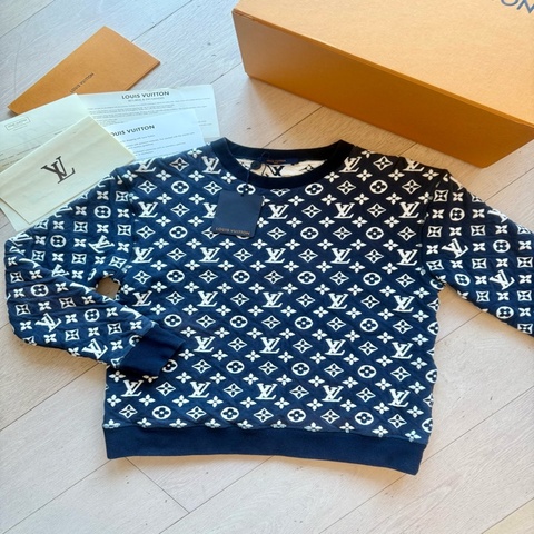 Louis Vuitton 👍🏻 Monogram 老花, 100%Real正貨，size S