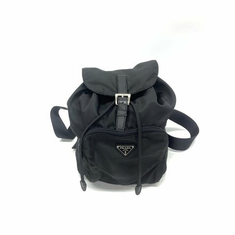 Prada 黑色 尼龍 單扣 後背包