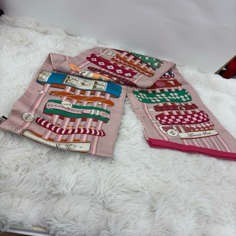 Hermes 愛馬仕 maxi twilly 超大絲巾，220*20