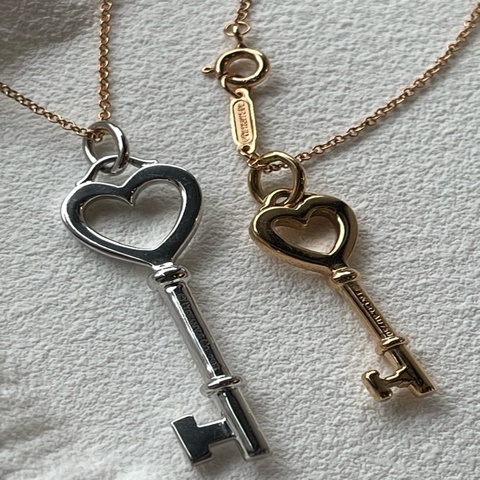 Tiffany Keys Diamond Heart Key Pendant 蒂芙尼鑽石雙鑰匙項鏈