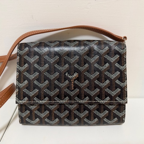 GOYARD 高雅德Varenne 經典LOGO防水帆布翻蓋WOC斜背包