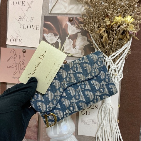 Dior 老花馬鞍中夾🏅