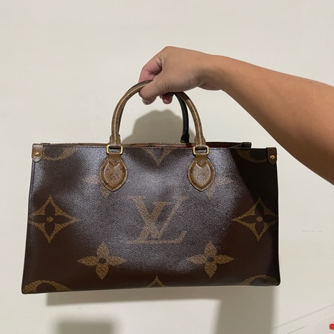 地板價最便宜  LV  on the go M 晶片款