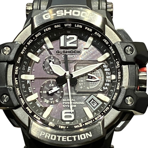 卡西歐 G-SHOCK 手錶，總重 141.6 克，不銹鋼材質，電波校時太陽能動力，型號 GPW-1000FC-1AJF