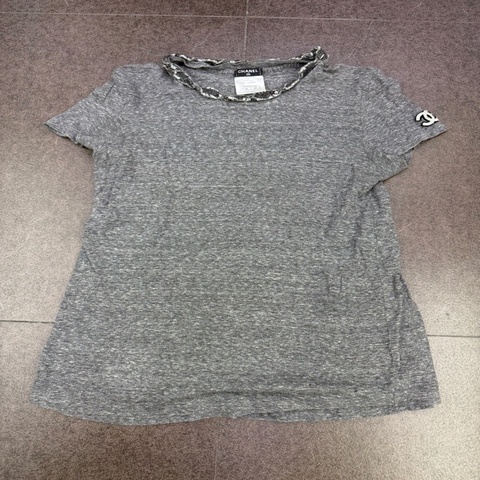 Chanel women’s T恤