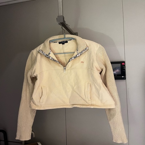 Burberry 針織上衣