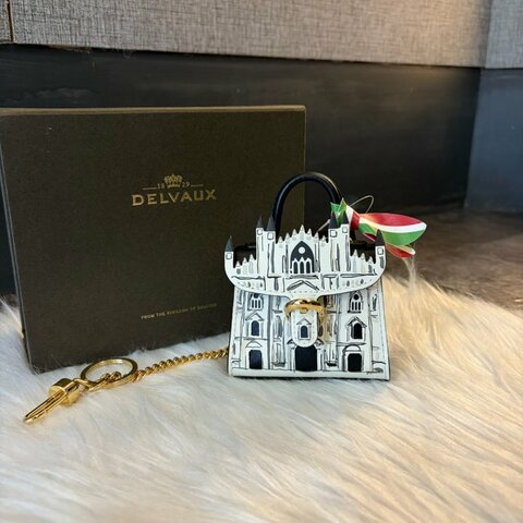 Delvaux 米蘭大教堂造型吊飾