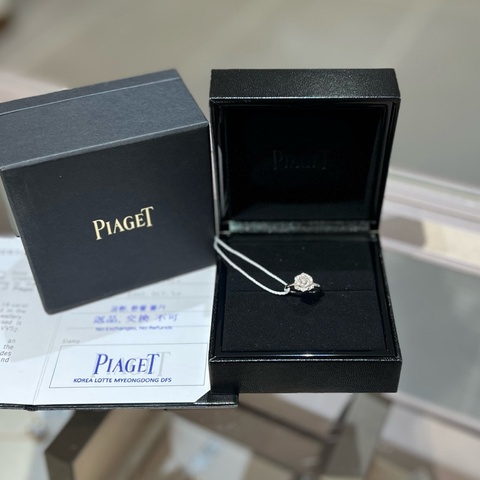 Piaget伯爵ROSE系列18K白金满钻玫瑰花戒指