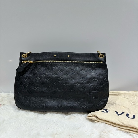 LV metis hobo手提單肩包全皮壓花黑色 18年 好成色 缺鎖鑰匙和一條長肩帶 30*26*11cm