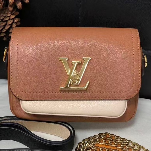 Louis Vuitton 路易威登Lockme Tender 焦糖拼白郵差包 19x16cm 附件：肩帶
