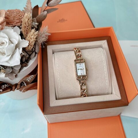 HERMES Nantucket小號18K玫瑰金鎖鍊腕錶