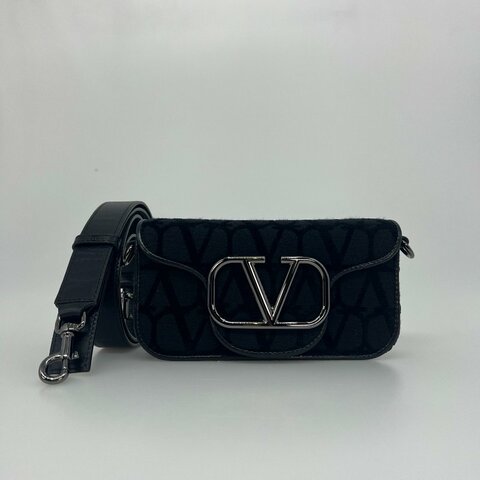 VALENTINO 黑帆布肩背包