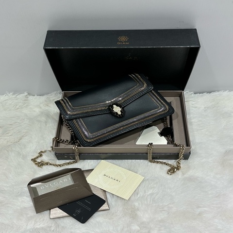 Bvlgari 寶格麗Serpenti黑金金屬滾邊蛇頭單肩鏈條包 小號 底長17cm