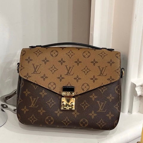 LV M44876/晶片款 老花拚色郵差包