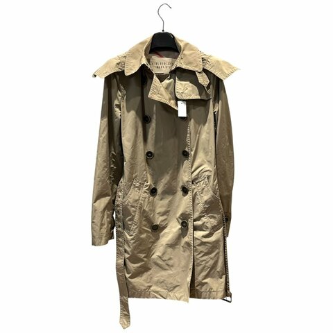 【美收精品】 Burberry 卡其色雙排釦風衣外套 D-59【隔月月中將轉賣至日本 上架期限30天】