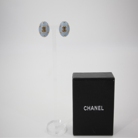 Chanel Vintage 96C樹脂淺藍色豆豆耳環