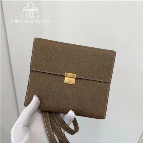 🌈Hermes🧡Clic 16🧡大象灰金扣🌟全新閑置🌈Epsom皮🌟原貼膜在🌟clic16🌟Clic🌟hermeswallet🌟愛馬仕🌟