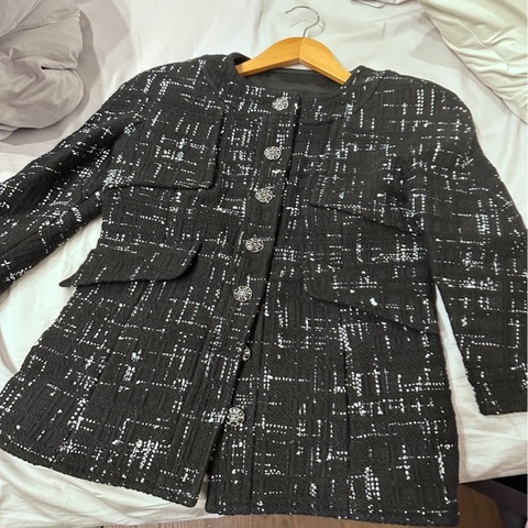 全新Chanel外套
