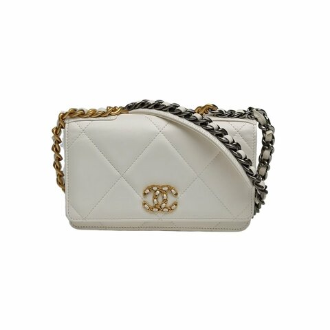 Chanel 19BAG吸扣WOC19cm白色羊皮晶片開金銀扣