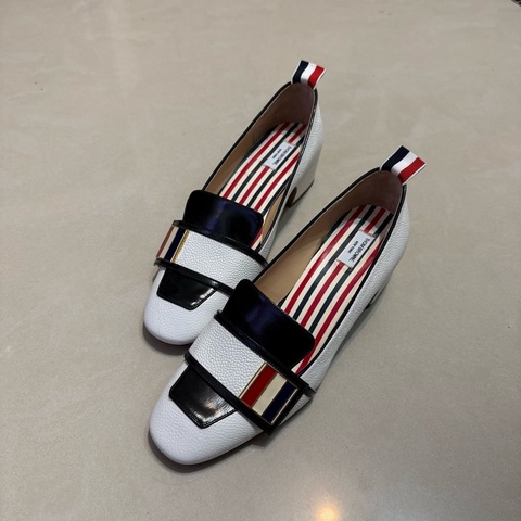 Thom Browne 白色高跟鞋