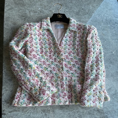 Chanel 95年粉色千鸟格粗花呢外套~~