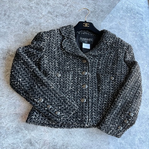 Chanel 97A黑白粗花呢亮片外套fr40~~