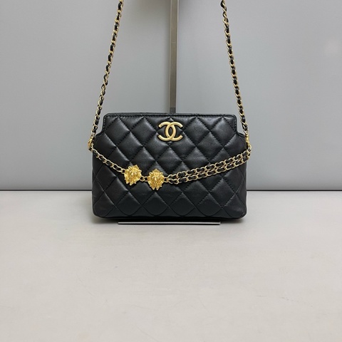 「福利價」Chanel香奈儿 23a黑金全皮菱格狮子徽章链条 腋下包晶片款