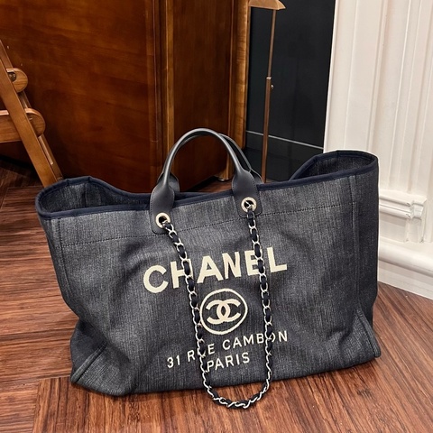 CHANEL 沙灘包深藍帆布 GM 保卡款20開