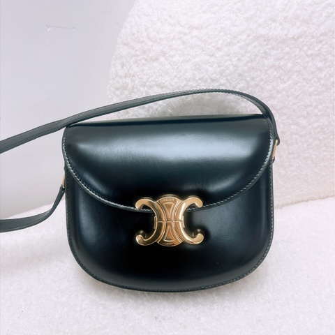 Celine triomphe besace 黑金凱旋門郵差包