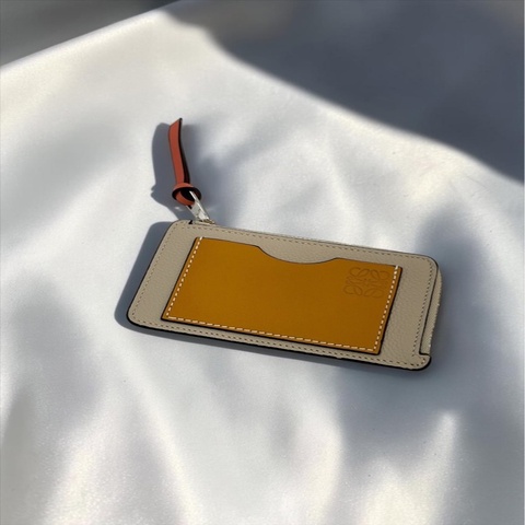 莉亞精品♡ Loewe L型卡包米色  二手美包