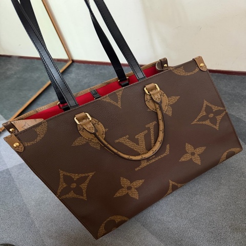 Lv ON THE GO 手提/肩背包（M45321）芯片款
