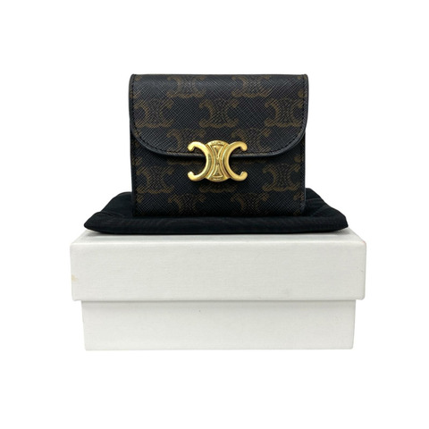 ☆ CELINE 思琳 Black Coated Canvas Triomphe Short Wallet 黑色塗層帆布短銀包-267017936