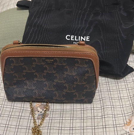 CELINE貝殼包